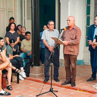 Viengsay Valdés recibe felicitación de raul castro